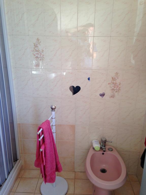 B&B Cagliari Ariosto Pokoj fotografie